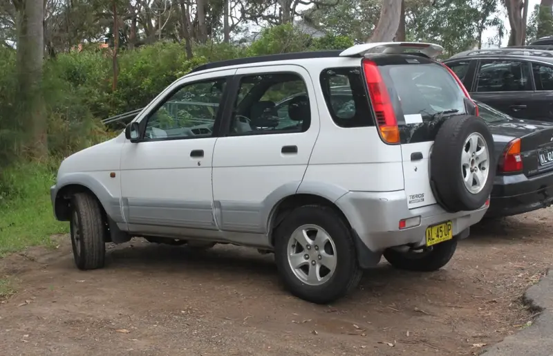 Daihatsu Terios - 4