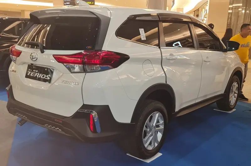 Daihatsu Terios - 3