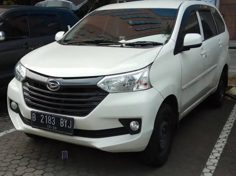 Daihatsu Xenia - 2