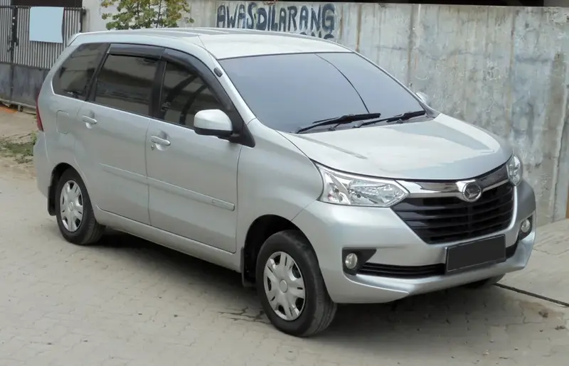 Daihatsu Xenia - 4