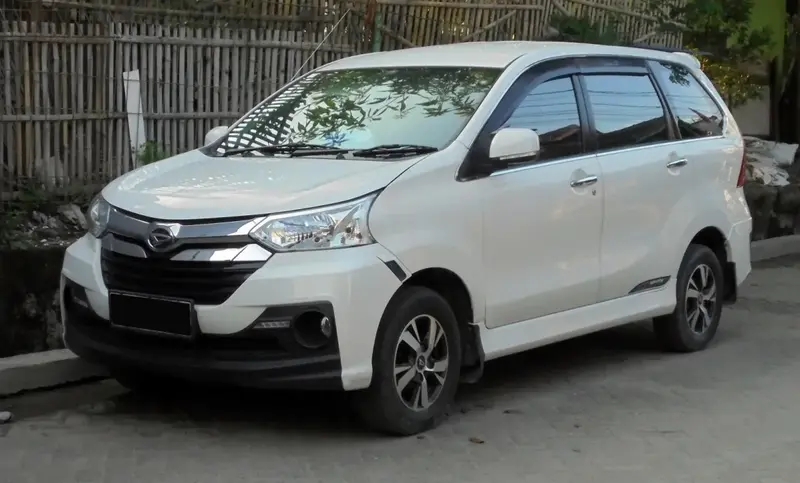 Daihatsu Xenia - 6