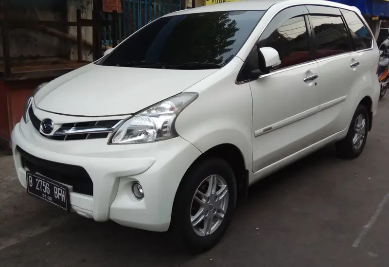 Daihatsu Xenia - 2