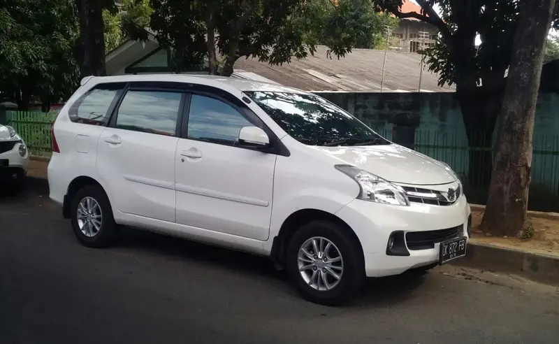 Daihatsu Xenia - 6