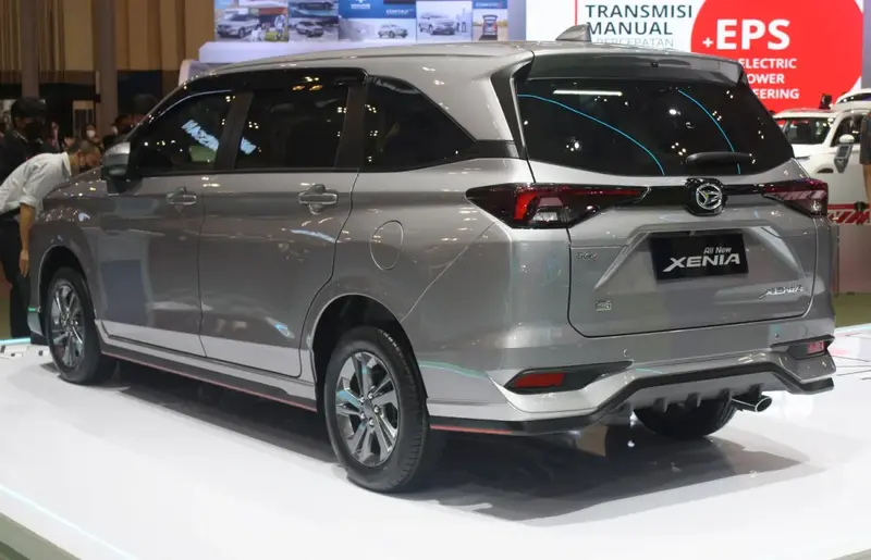 Daihatsu Xenia - 3