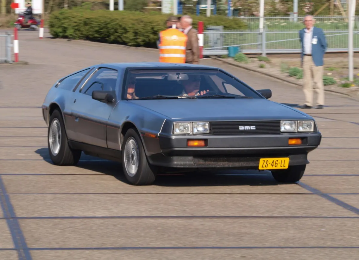 De Lorean - 9