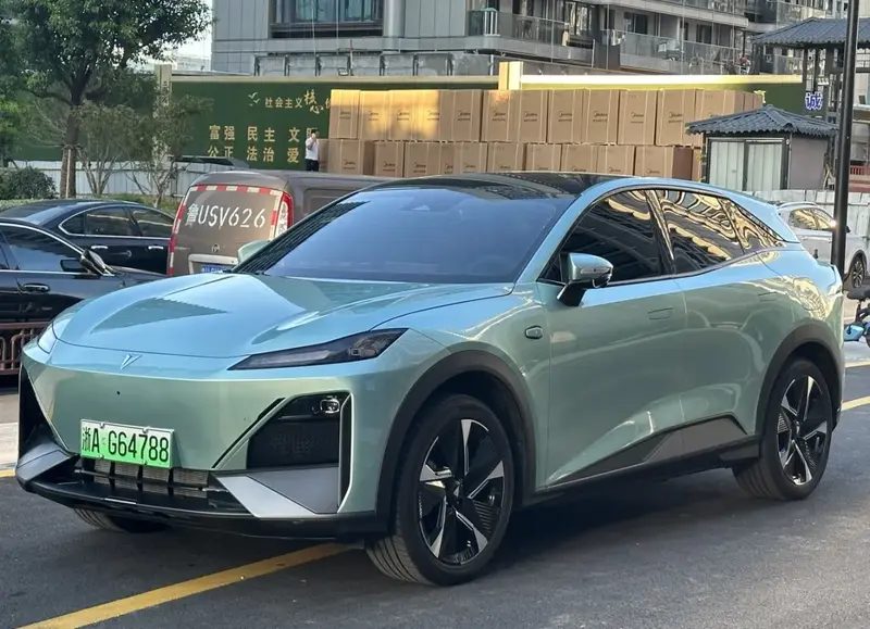 Deepal S07 S7 80 kWh (218 bg) Electric - görsel 5