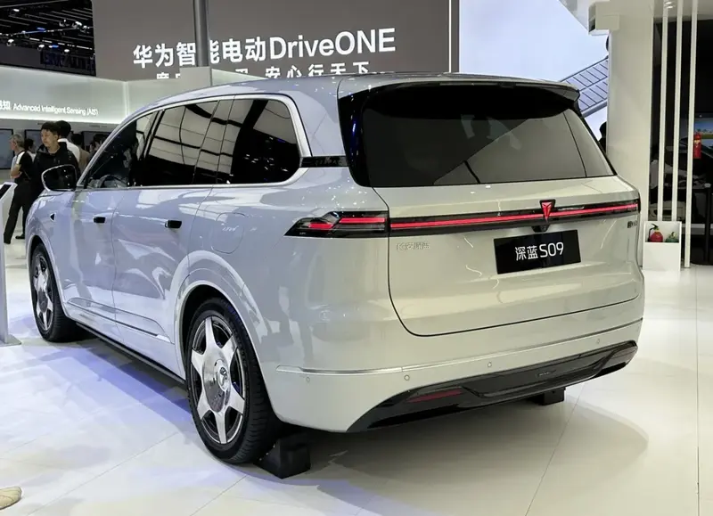 Deepal S09 S09 1.5T 40.18 kWh (314 bg) Extended Range - görsel 2