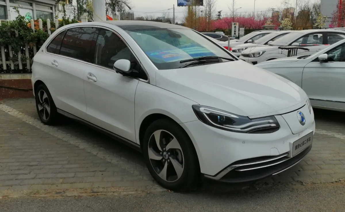 Denza EV/500 EV 47.5 kWh (117 bg) Electric - görsel 3