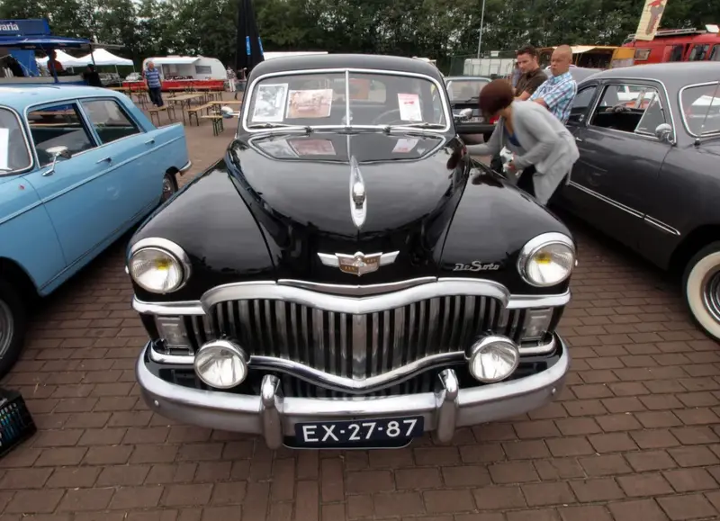 DeSoto Custom - 2