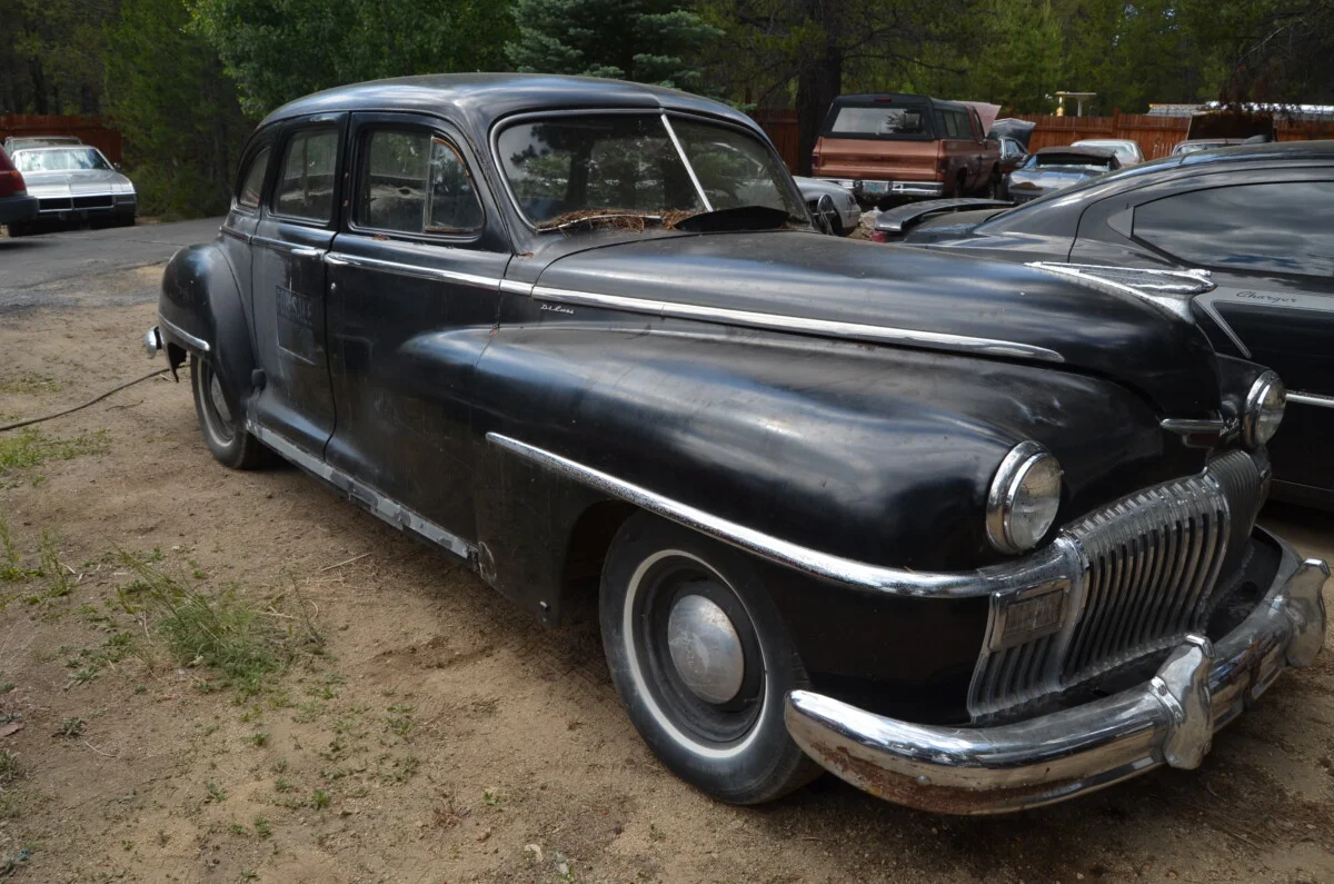 DeSoto Deluxe Deluxe II Carry-All Sedan