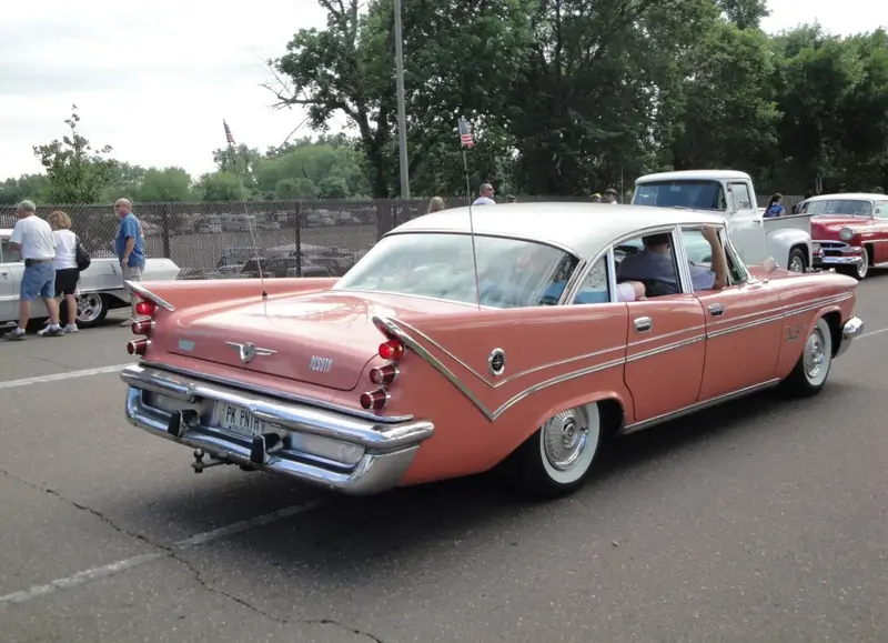 DeSoto Fireflite - 4