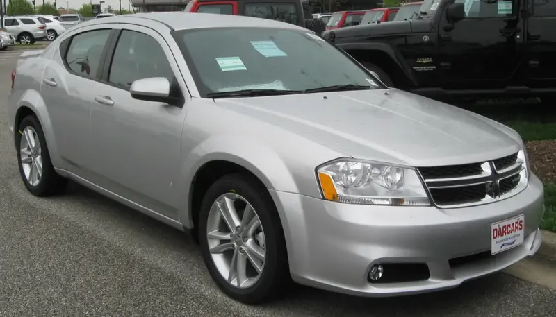 Dodge Avenger - 2
