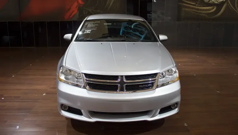 Dodge Avenger - 4