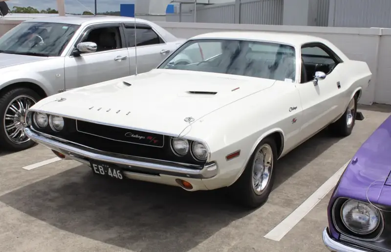Dodge Challenger - 5