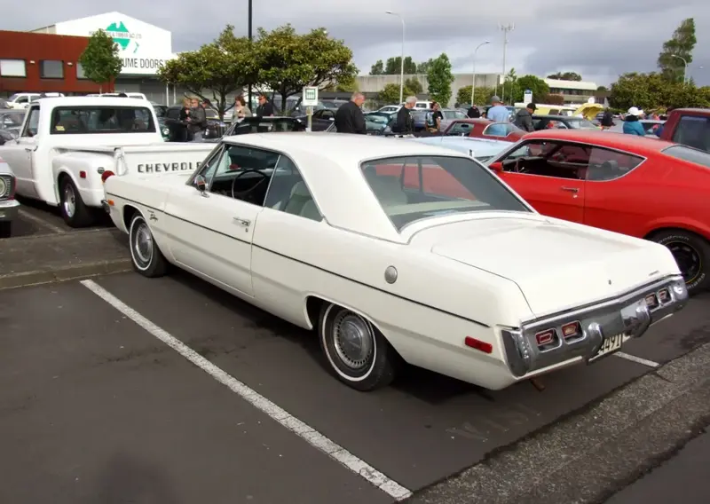 Dodge Dart - 5