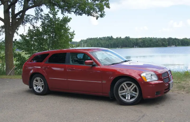 Dodge Magnum - 2