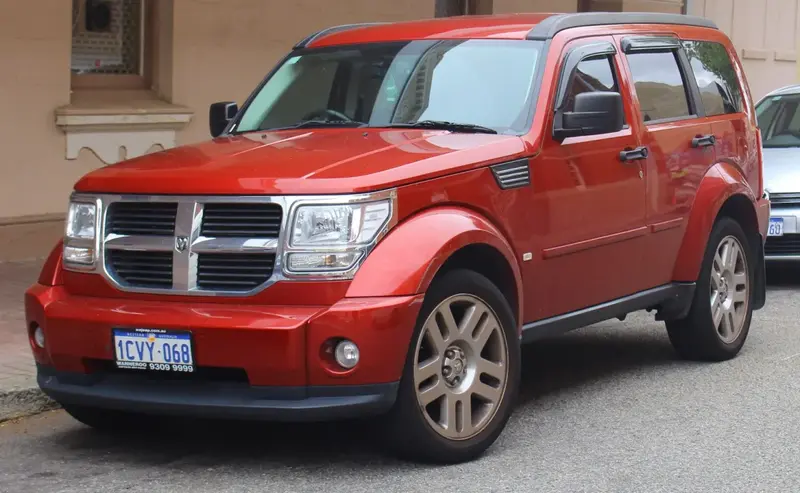 Dodge Nitro Nitro 3.7 i V6 12V 4WD (213 bg) - görsel 6