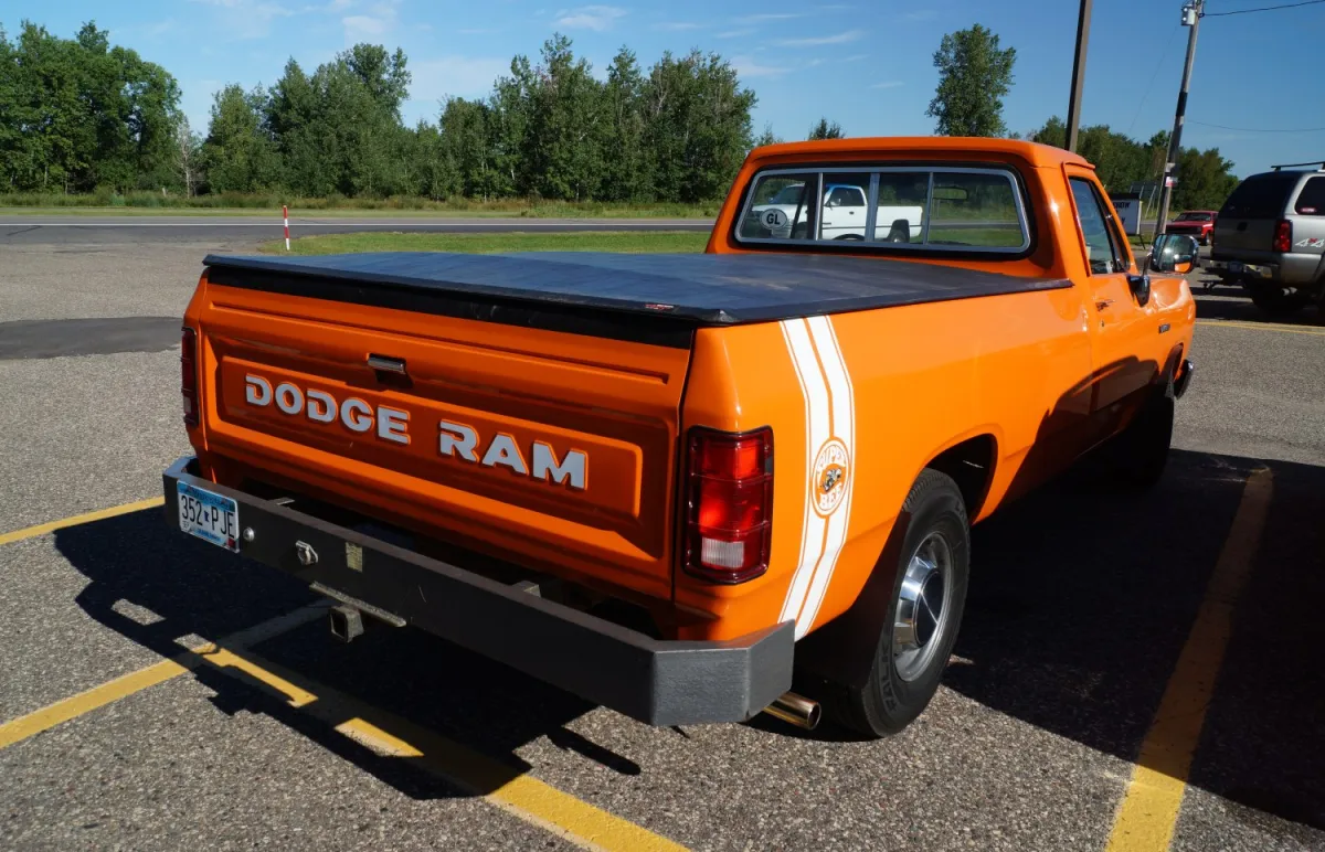 Dodge - 18