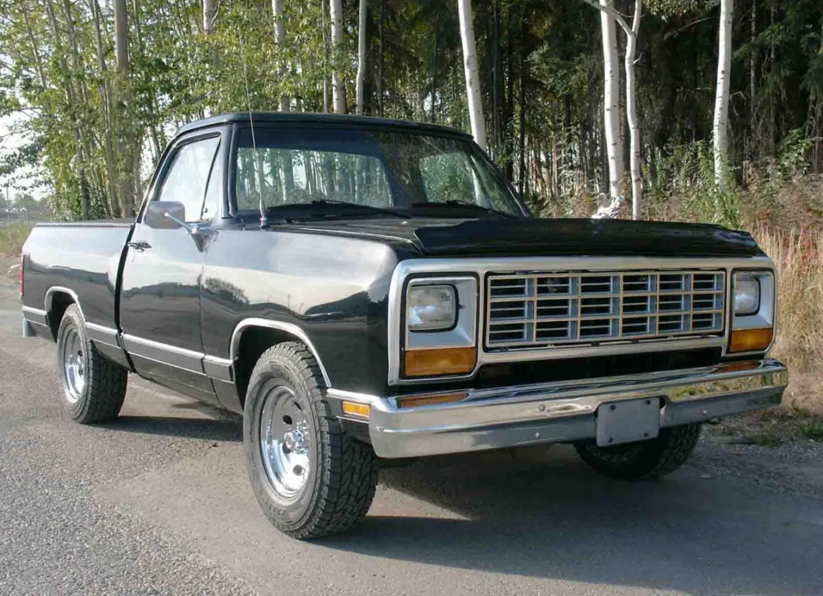 Ram 150 Conventional Cab Short Bed (D/W)