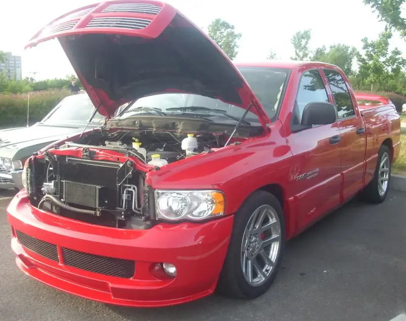 Dodge RAM Ram 1500 III 4.7 V8 (238 bg) Automatic - görsel 6