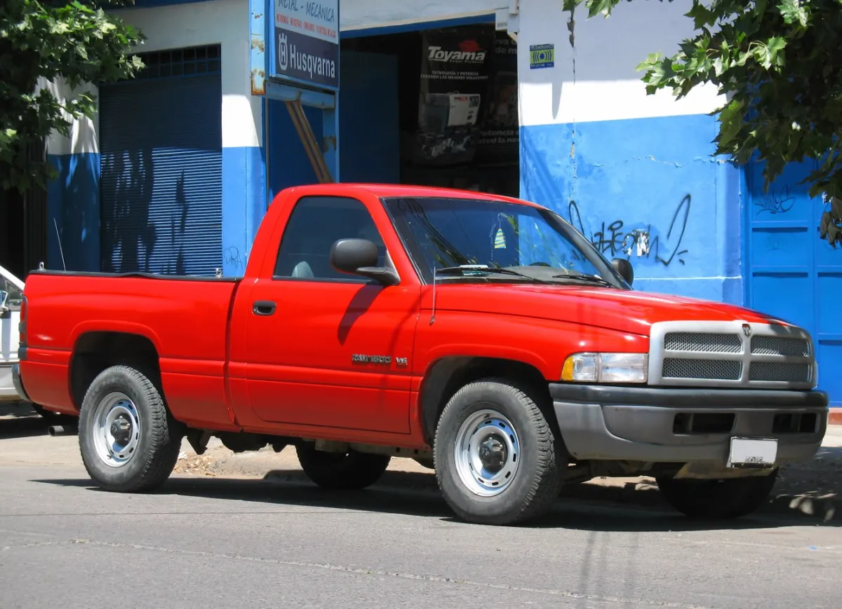 Ram 1500 Regular Cab Short Bed (BR/BE)