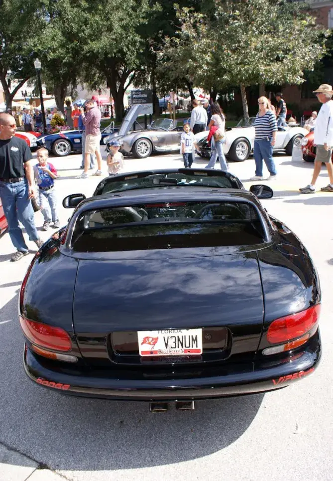 Dodge Viper - 4