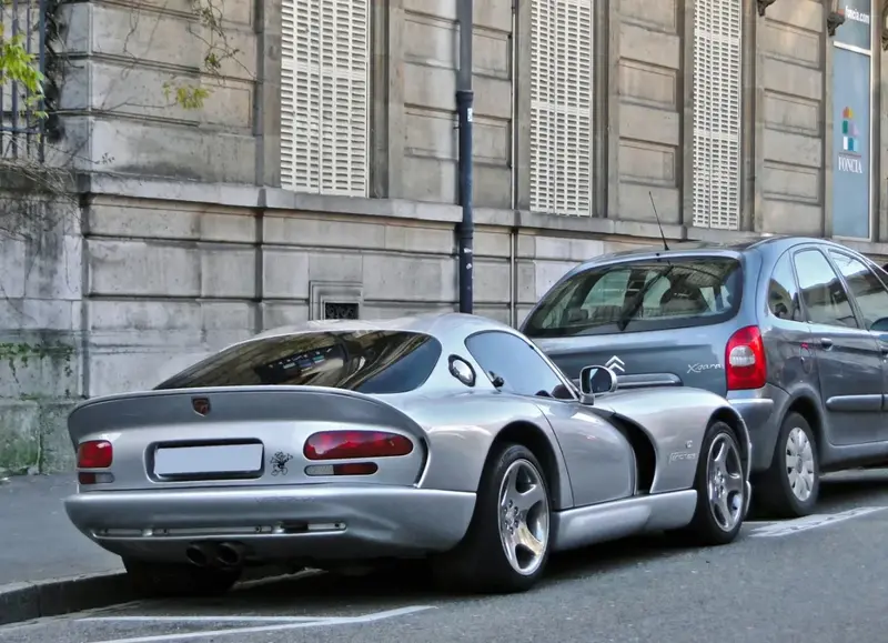 Dodge Viper - 2