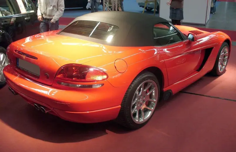 Dodge Viper - 6