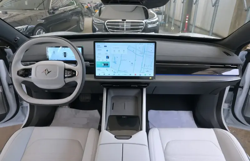 DongFeng e pi 007 e pi 007 70.26 kWh (544 bg) Electric 4WD - görsel 3