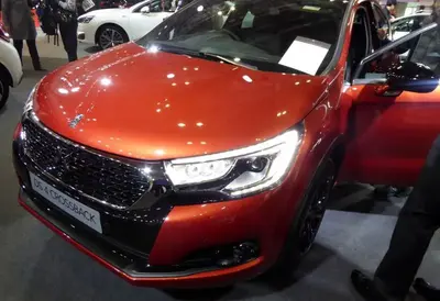 DS 4 4