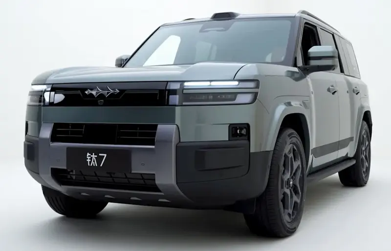Fangchengbao Tai 7 Tai 7 1.5T 26.6 kWh (428 bg) Plug-in Hybrid E-CVT - görsel 2