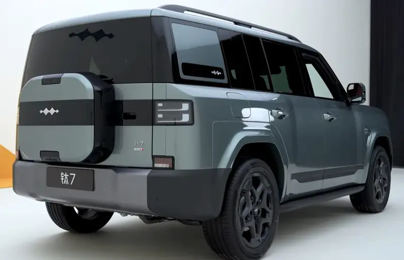 Fangchengbao Tai 7 Tai 7 1.5T 26.6 kWh (428 bg) Plug-in Hybrid E-CVT - görsel 3