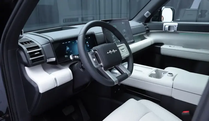 Fangchengbao Tai 7 Tai 7 1.5T 26.6 kWh (428 bg) Plug-in Hybrid E-CVT - görsel 5