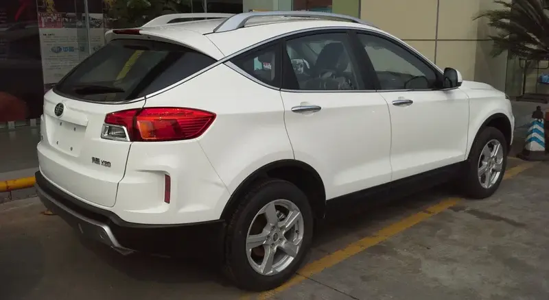 FAW Besturn X80 - 4