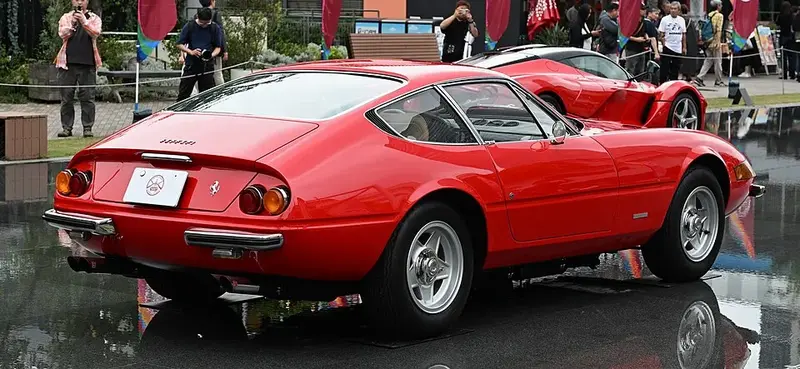 Ferrari 365 - 5