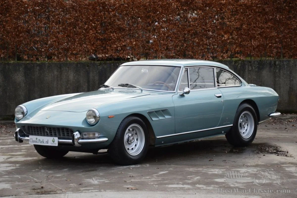 Ferrari 330 330 GT 2+2 (Serie 2)