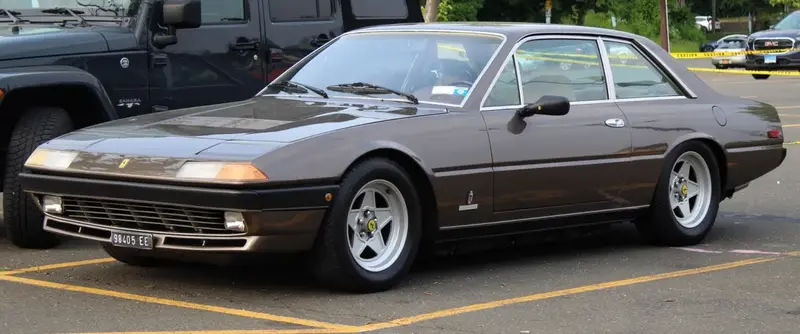 Ferrari 400 - 6
