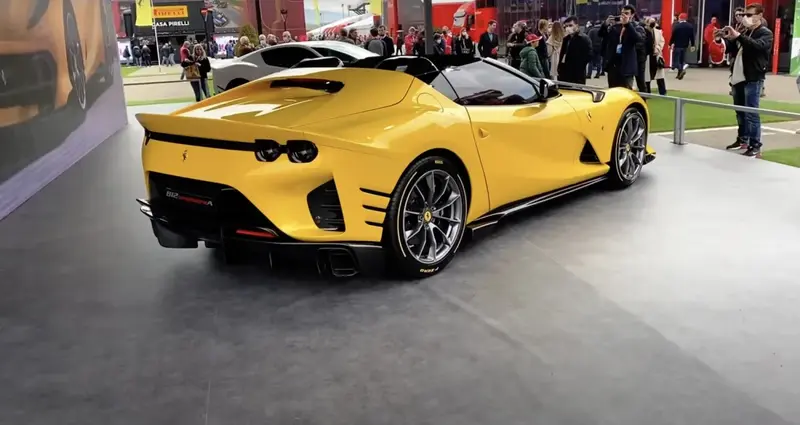 Ferrari 812 - 2