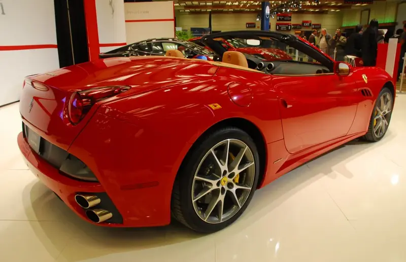 Ferrari California - 5