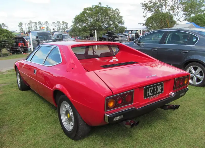 Ferrari Dino - 5