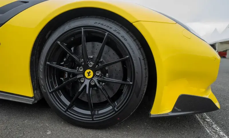 Ferrari F12 - 3