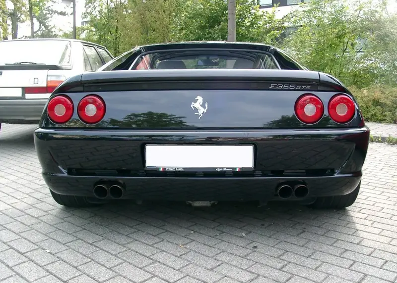 Ferrari F355 - 2