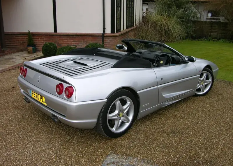 Ferrari F355 - 2