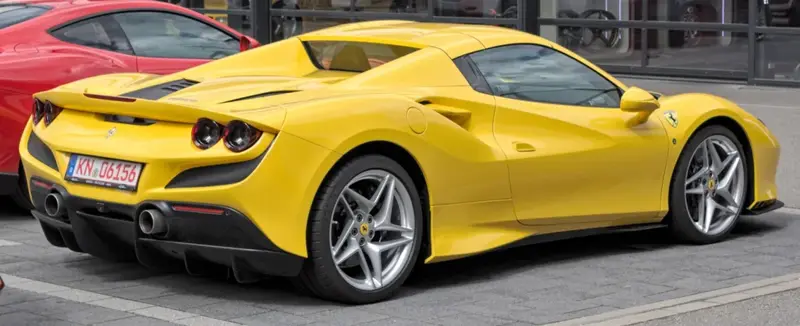 Ferrari F8 - 2