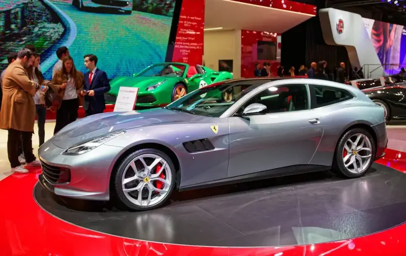 Ferrari GTC4Lusso - 2