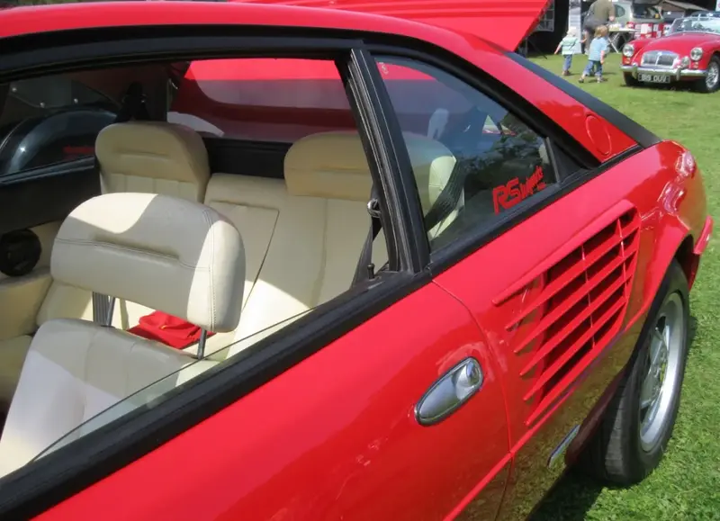 Ferrari Mondial - 3