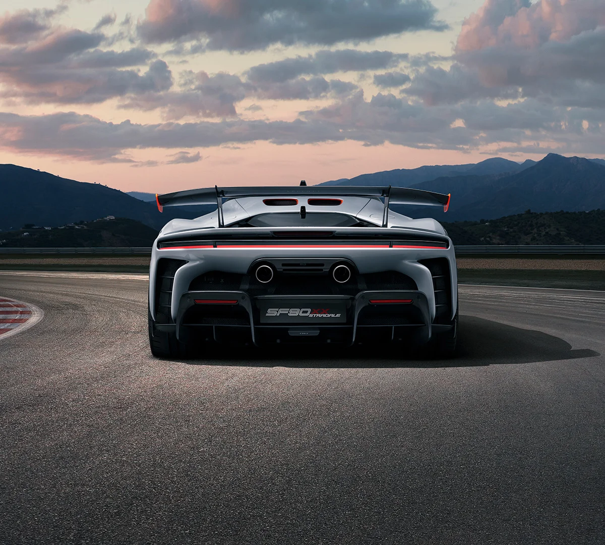 Ferrari SF90 SF90 XX Stradale