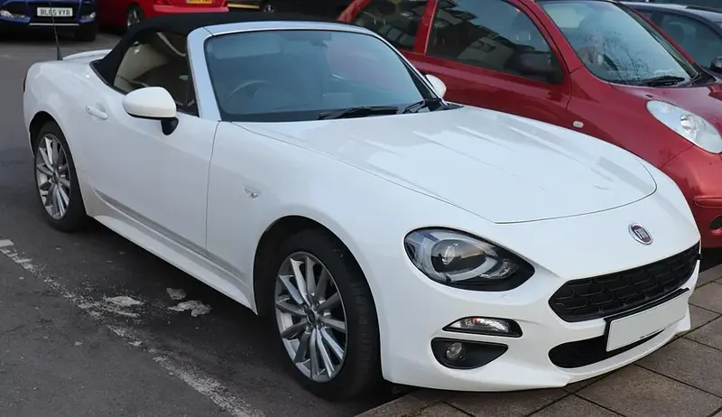 Fiat 124 124 Spider (2016)
