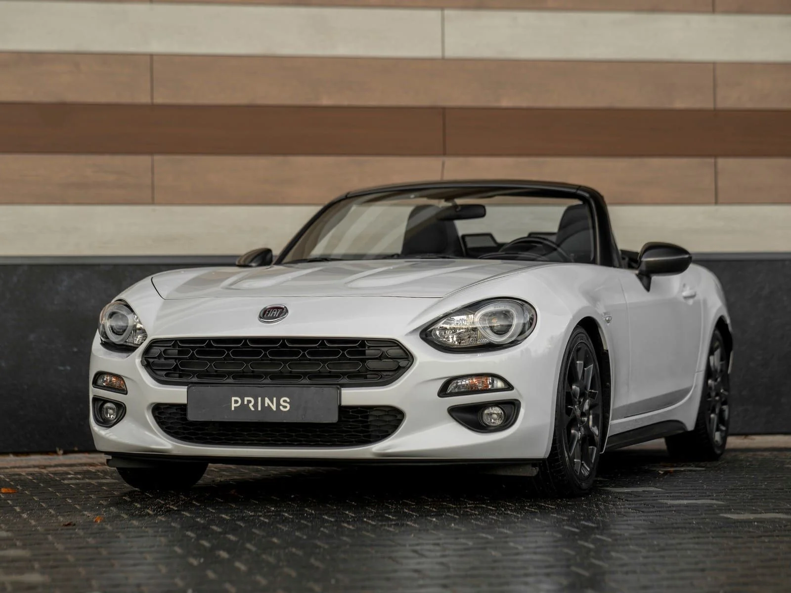Fiat 124 124 Spider (2016)