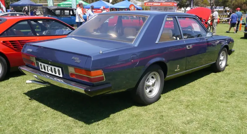 Fiat 130 - 4